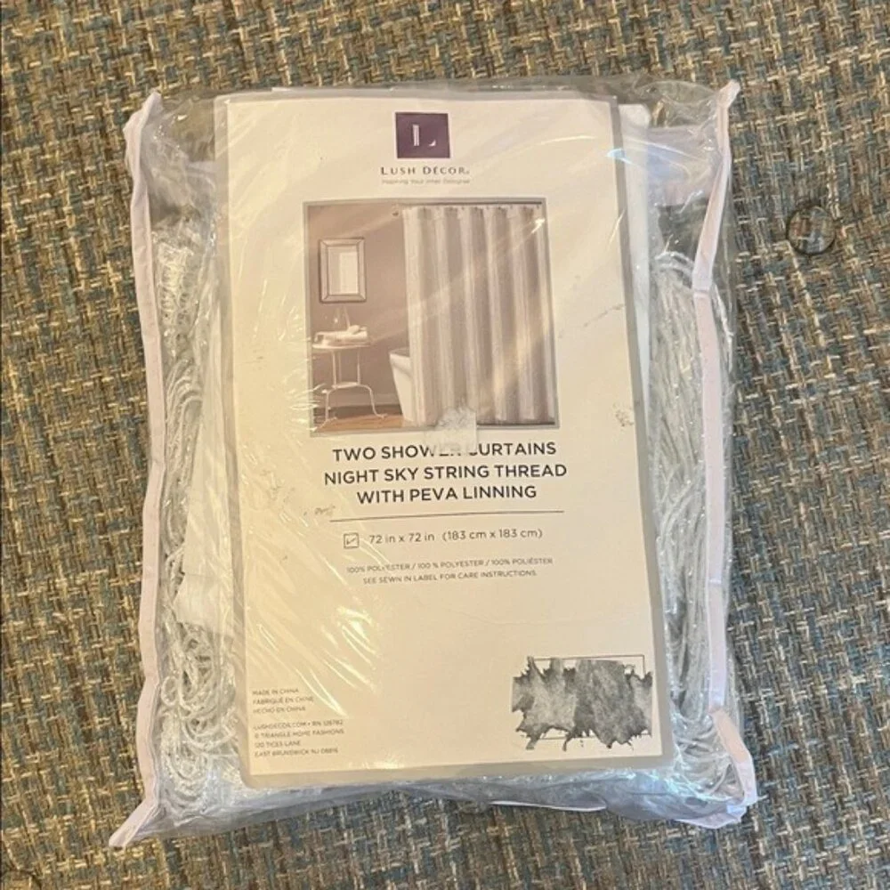 🛁✨ NWOT Lush Decor White “Night Sky String” Shower Curtain | 72” x 72”
